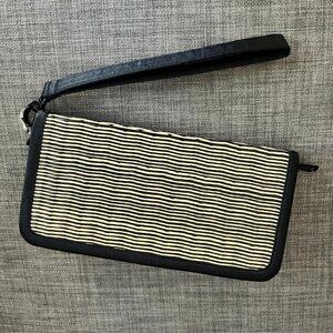 Baskets of Cambodia clutch